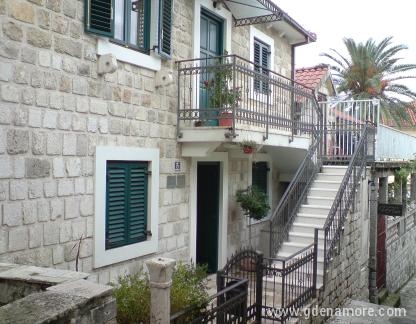 Apartmani Kubus, privat innkvartering i sted Herceg Novi, Montenegro - Apartmani Kubus
